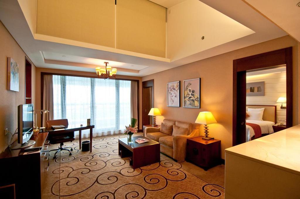 Jinji Lake Shilla Hotel Сучжоу Экстерьер фото